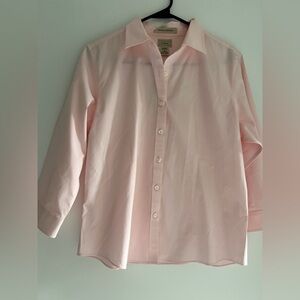 L.L. Bean women’s  Light Pink Button Down Shirt 100%cotton
